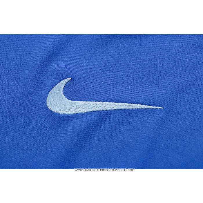 Tuta da Track
 Inghilterra
 22/23 Manica Corta
 Blu
 - Pantaloncini
